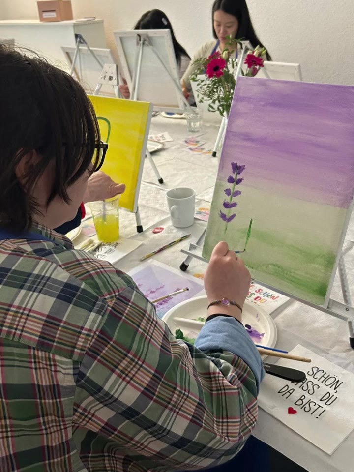 Anna Malerlebnisse — Guided painting sessions (4/5)