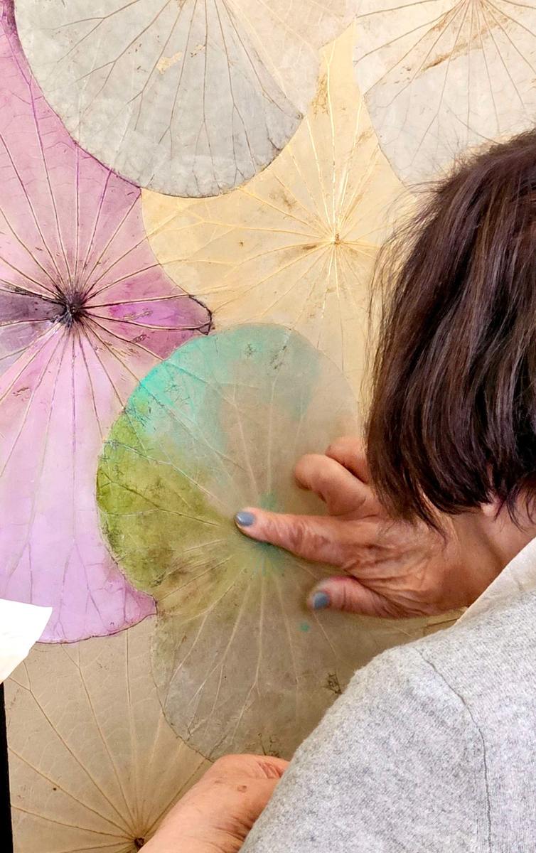 Himapan Berlin — Lotus leaf painting