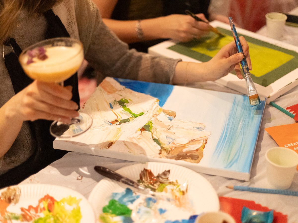 PaintNow — Painting workshops for teams