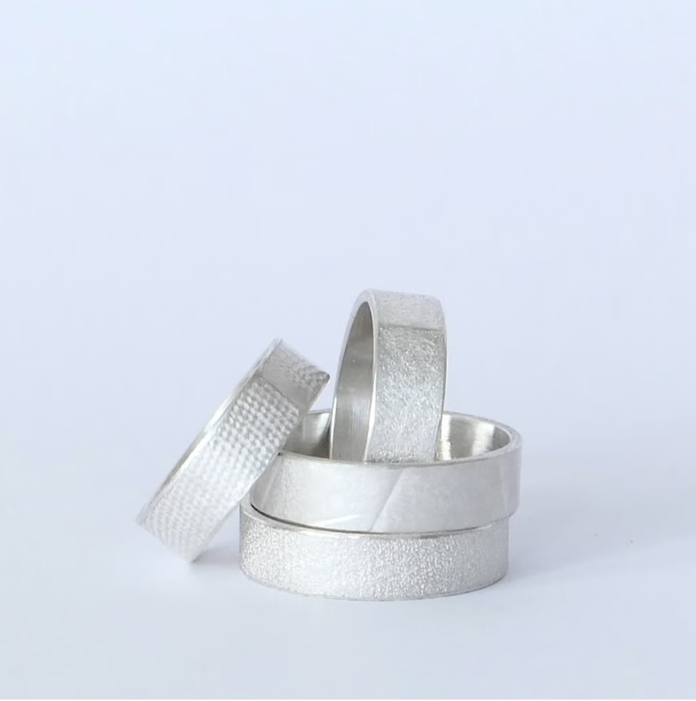 Rose — Silversmithing & jewelry workshops (2/3)