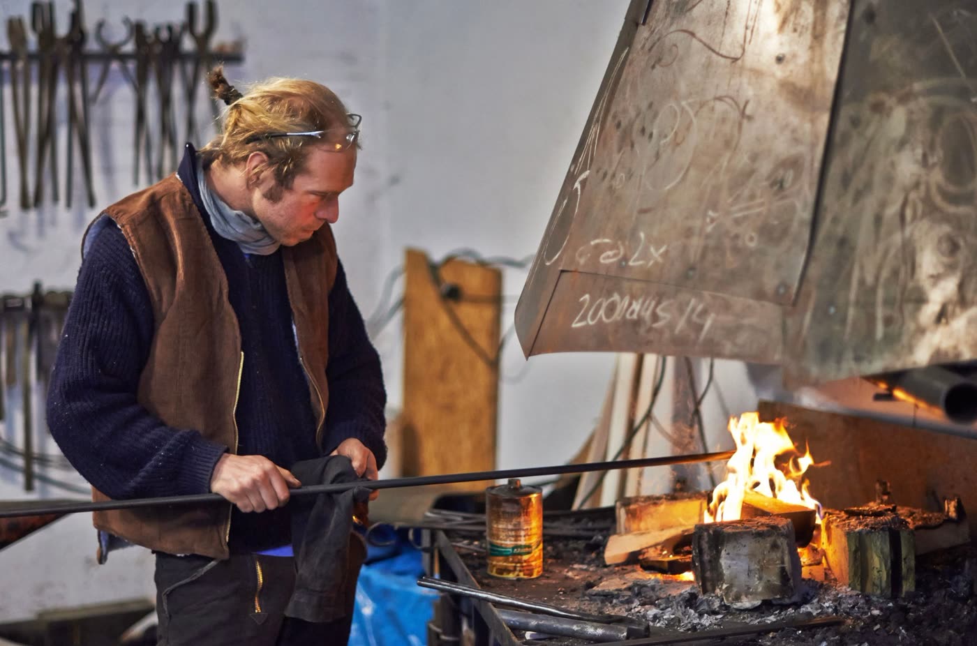 Schmiedekurse Berlin — Blacksmithing & knife forging (1/5)