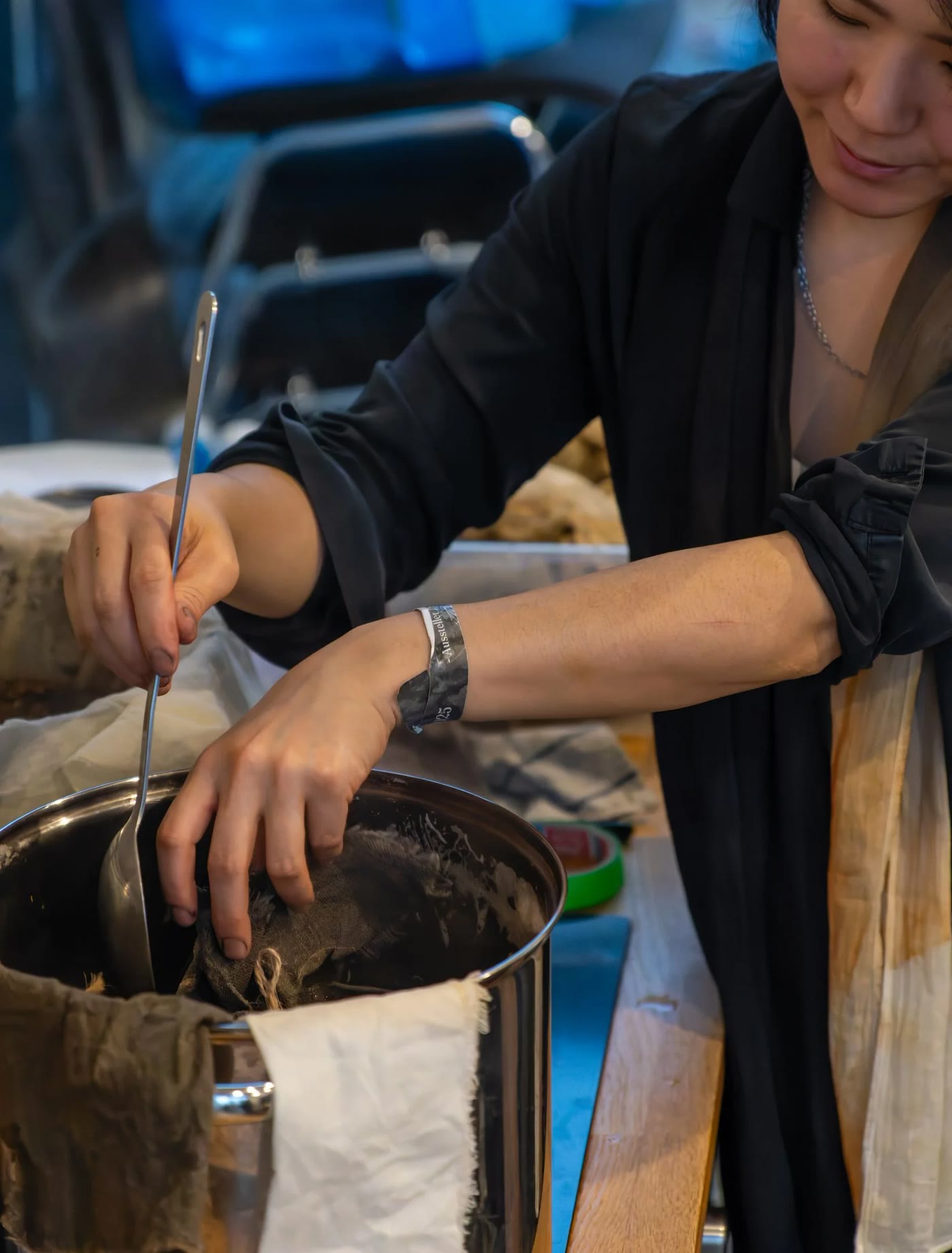 Yurika Saito — Natural dyeing with tea & plants